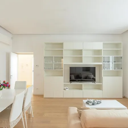 Tritone Minimal Appartement